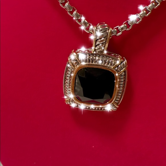 Necklace | - Picture 2 of 6